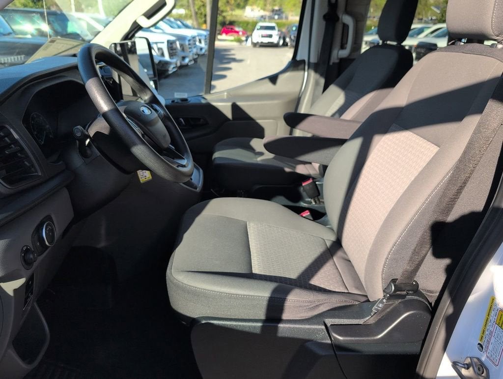 2023 Ford Transit Passenger Wagon XL