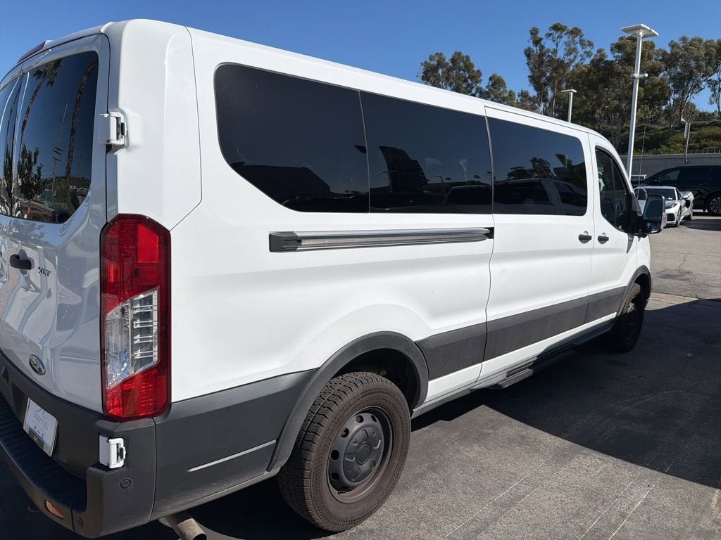 2023 Ford Transit Passenger Wagon XL