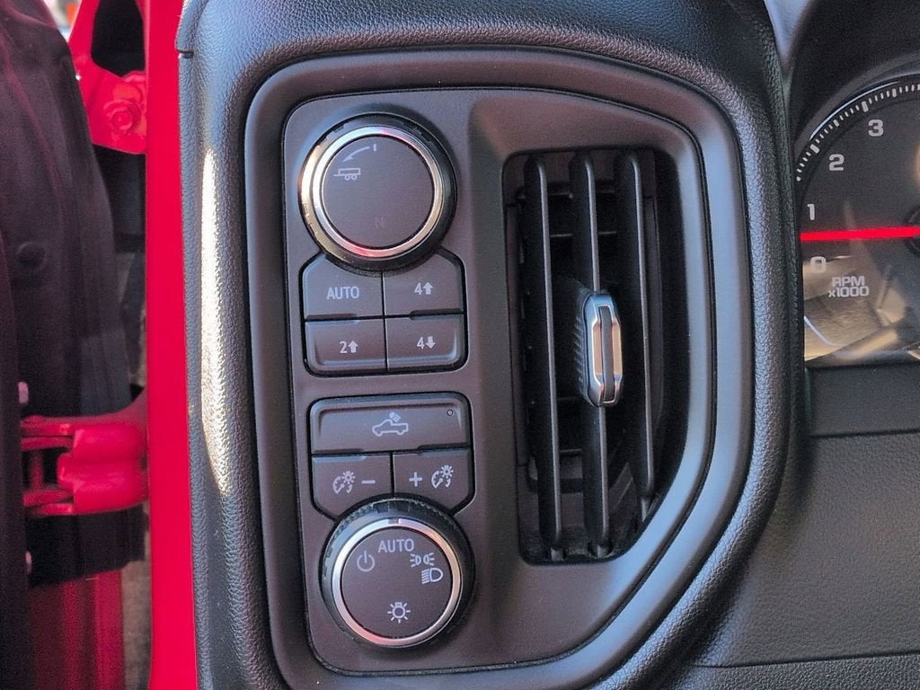 2020 Chevrolet Silverado 1500 Custom Trail Boss