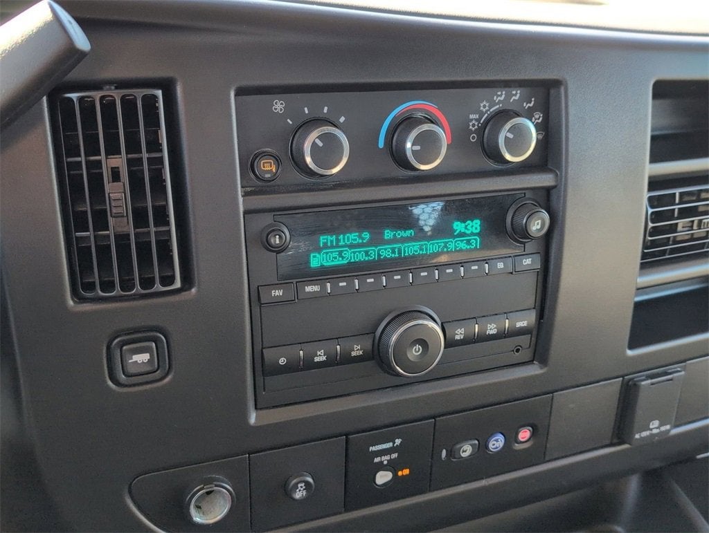 2024 Chevrolet Express Cargo 2500 WT