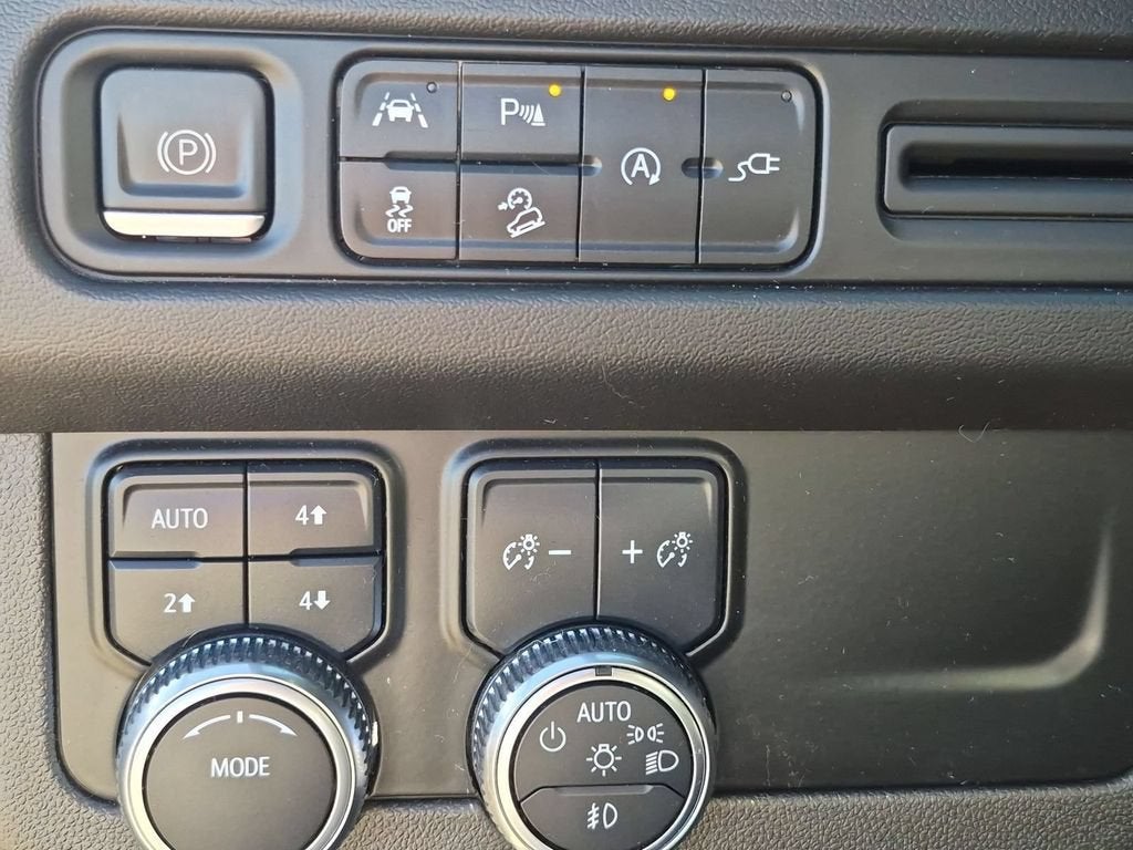 2022 GMC Yukon XL AT4