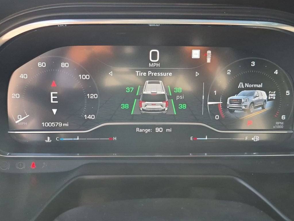 2022 GMC Yukon XL AT4