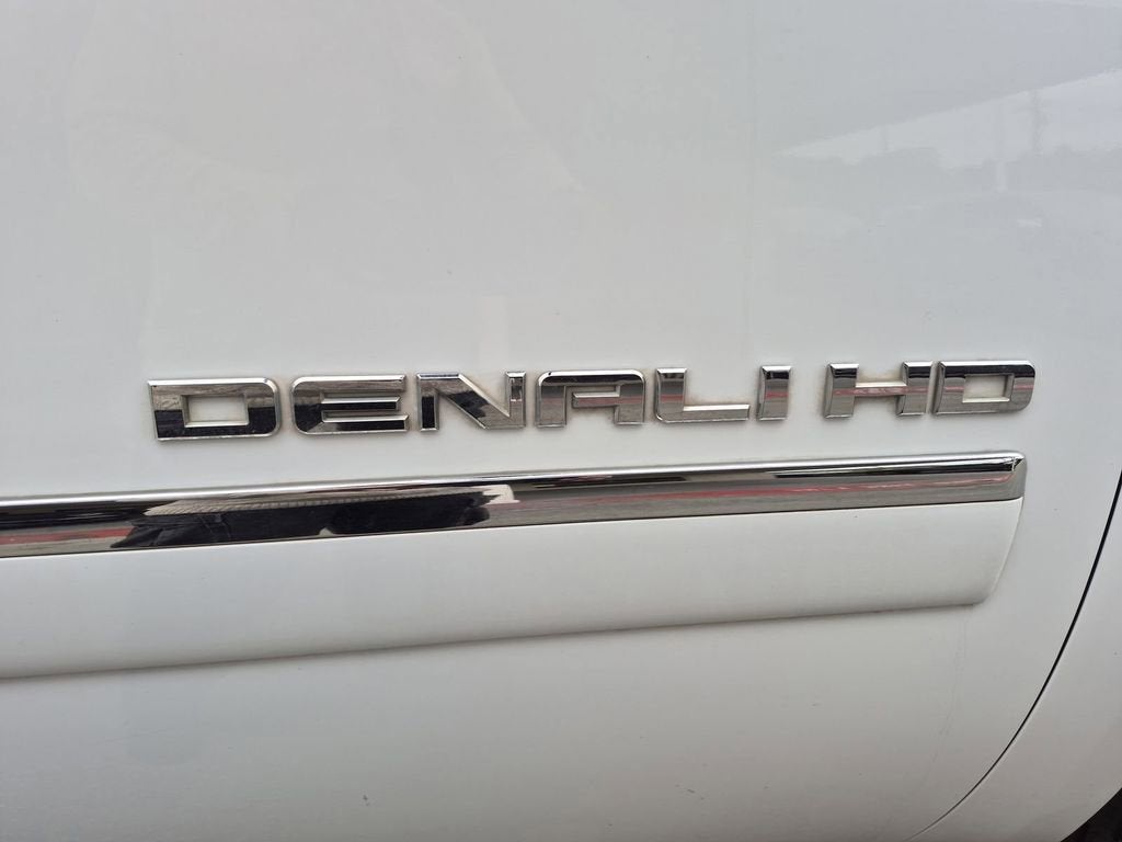 2011 GMC Sierra 2500 HD Denali