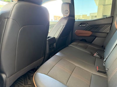 2025 GMC Canyon AT4