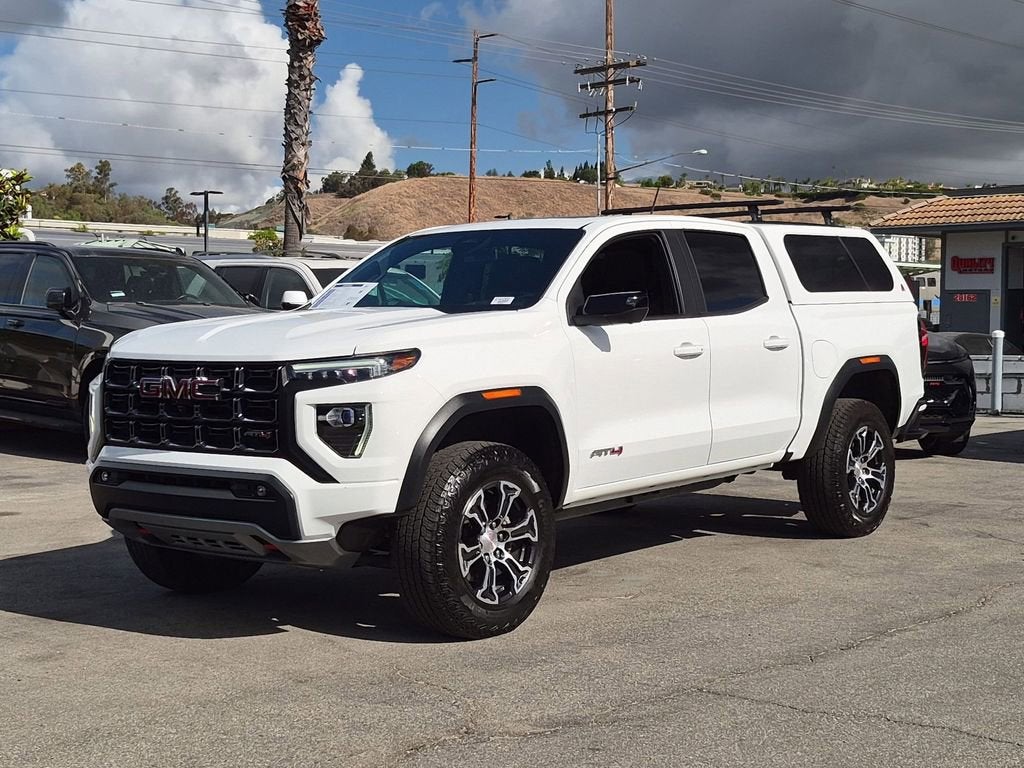 2023 GMC Canyon 4WD AT4 Crew Cab Short Box's photo