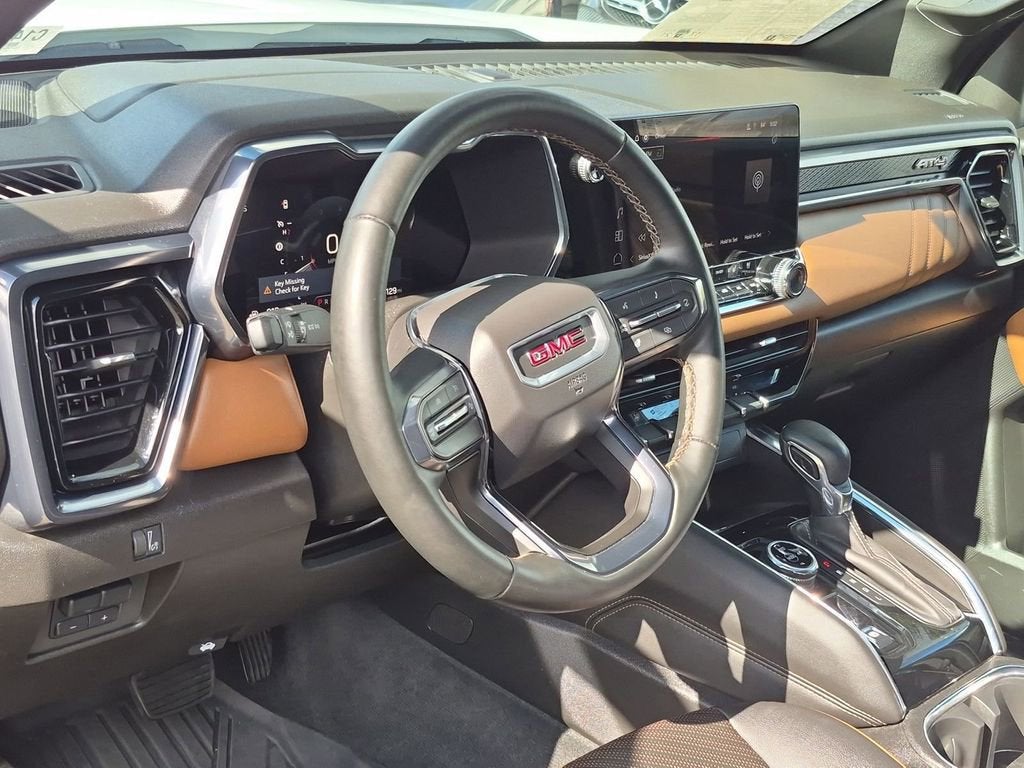 2023 GMC Canyon AT4