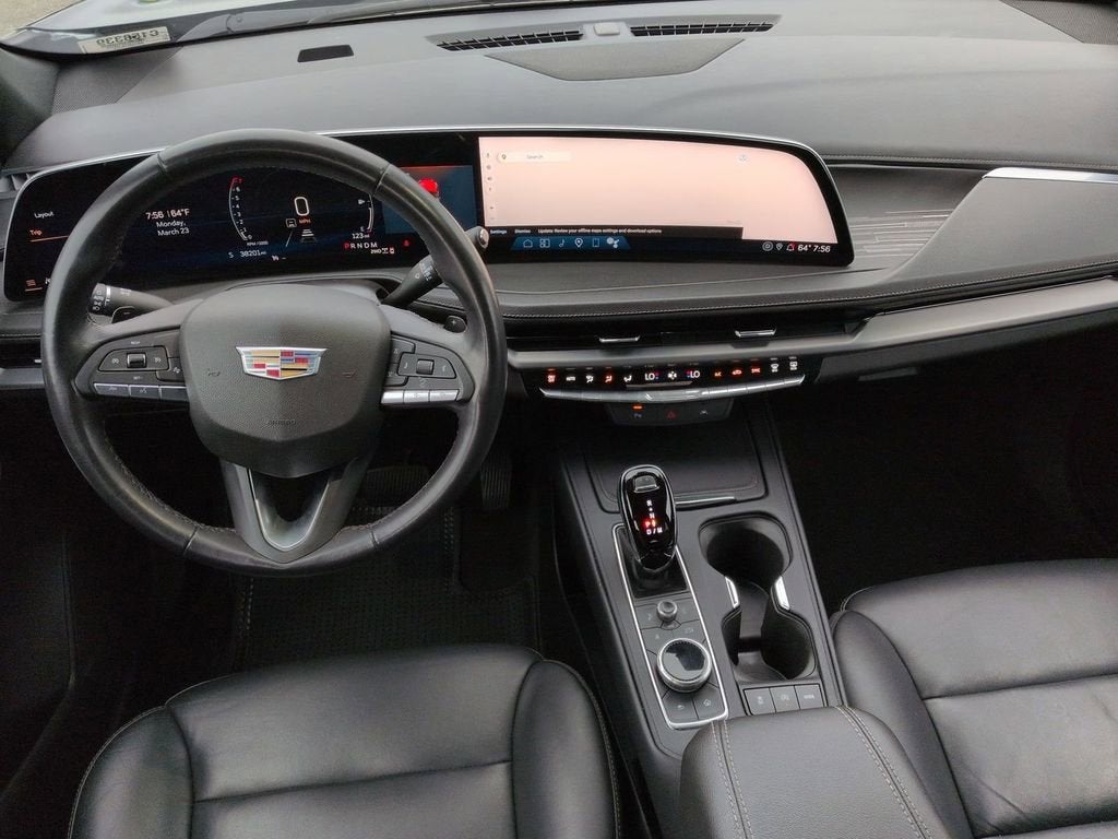 2024 Cadillac XT4 Premium Luxury