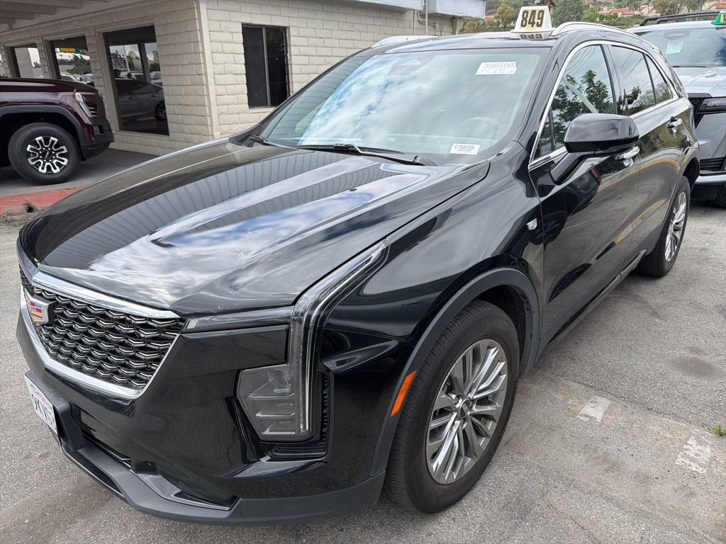 2024 Cadillac XT4 Premium Luxury