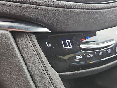 2025 Cadillac XT5 Luxury