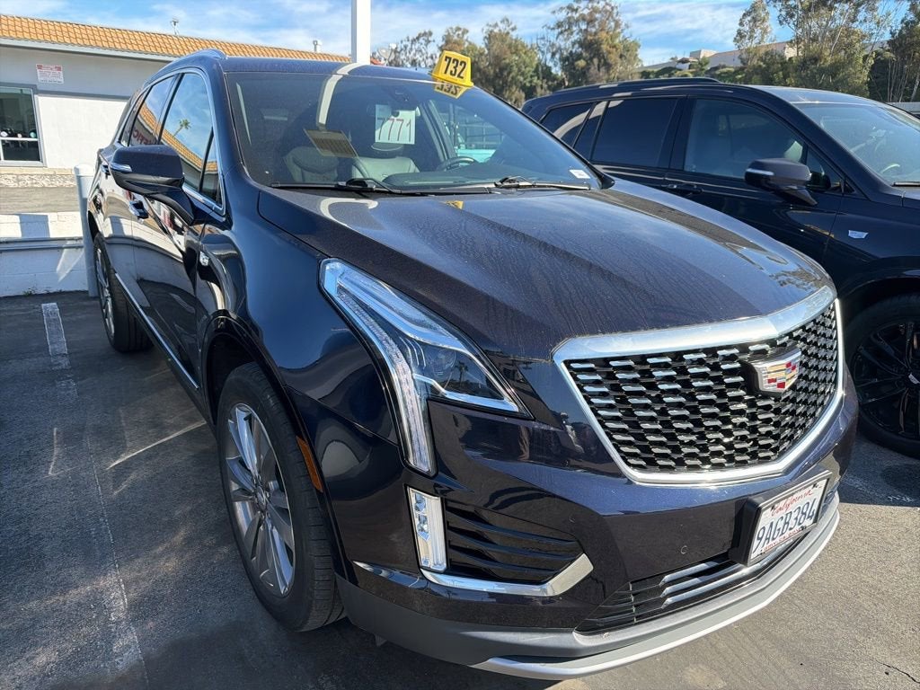 2022 Cadillac XT5 Premium Luxury