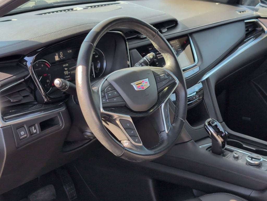 2022 Cadillac XT5 Premium Luxury