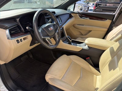2018 Cadillac XT5 Luxury FWD