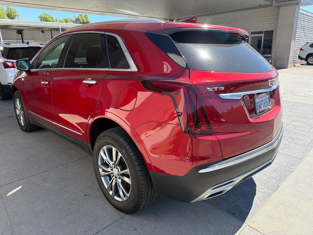2021 Cadillac XT5 FWD Premium Luxury