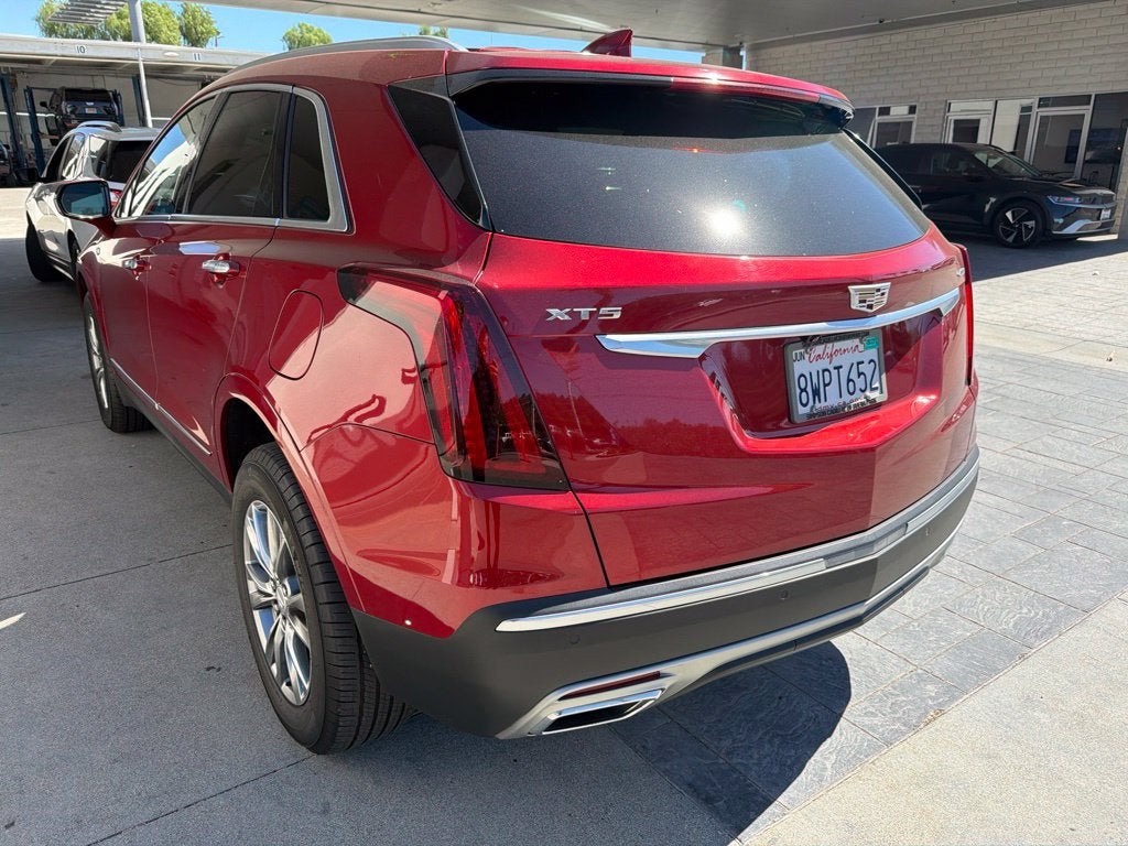 2021 Cadillac XT5 FWD Premium Luxury