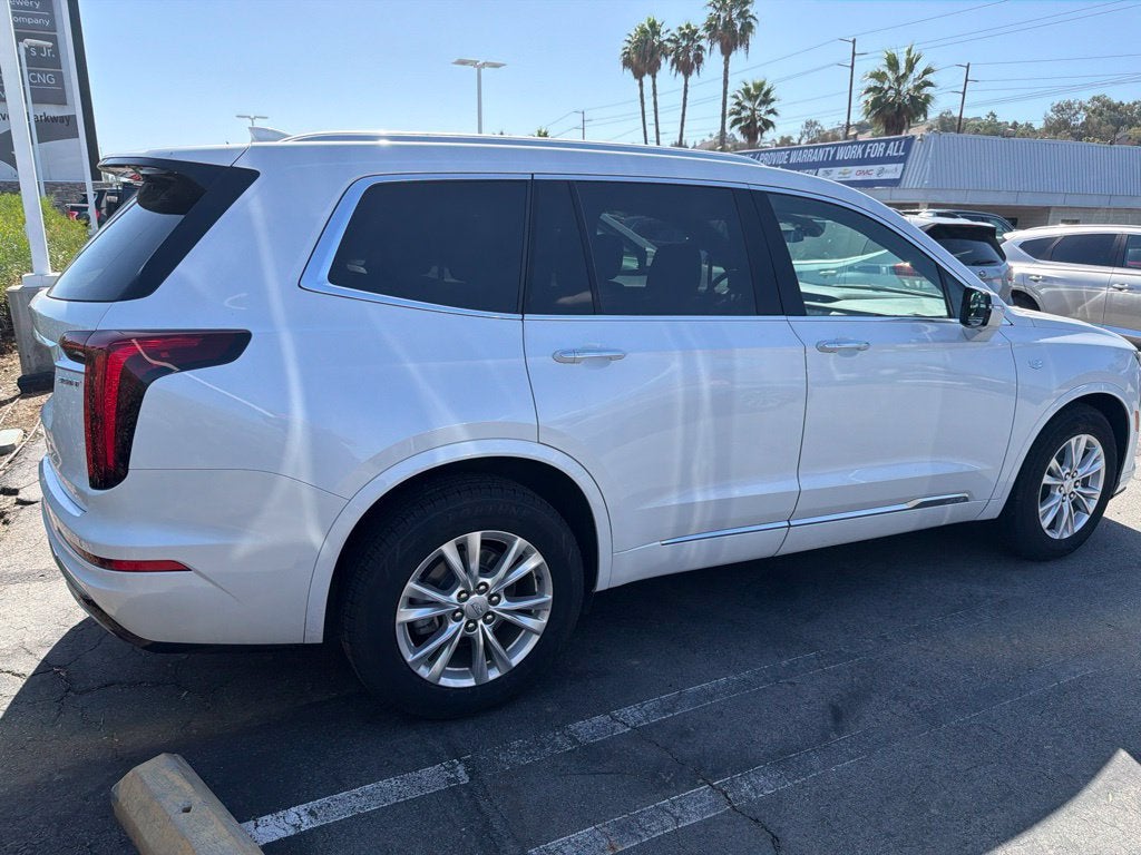 2023 Cadillac XT6 FWD Luxury