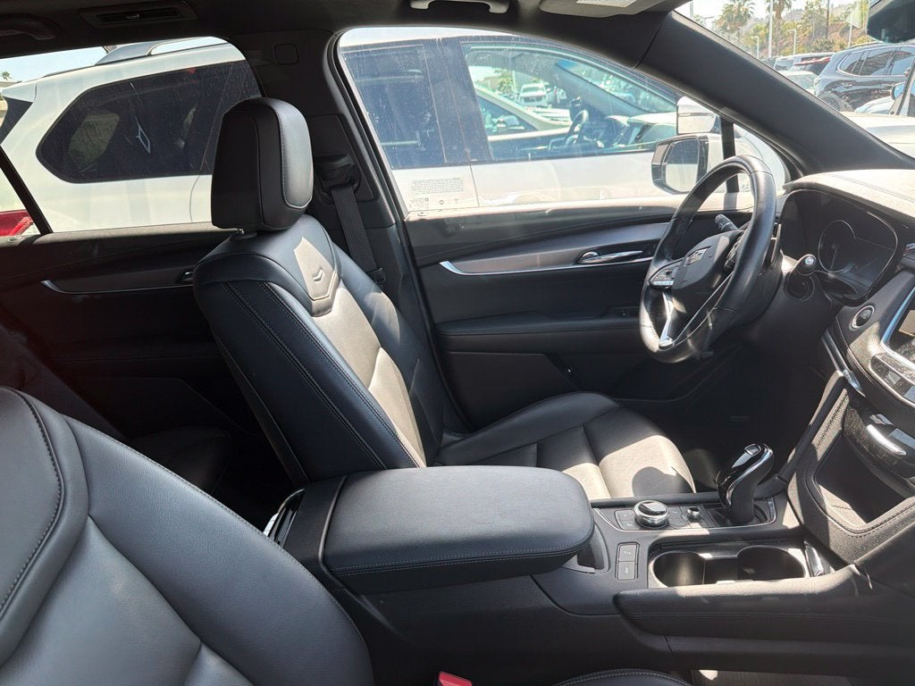 2023 Cadillac XT6 FWD Luxury