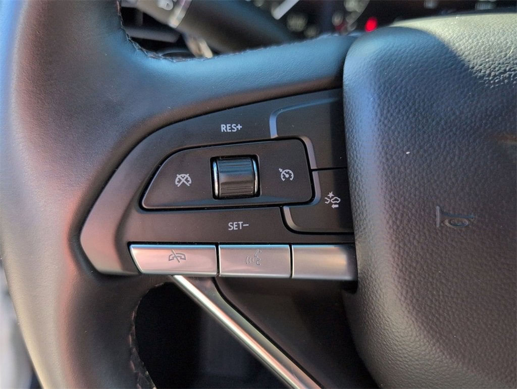 2025 Cadillac XT6 Luxury