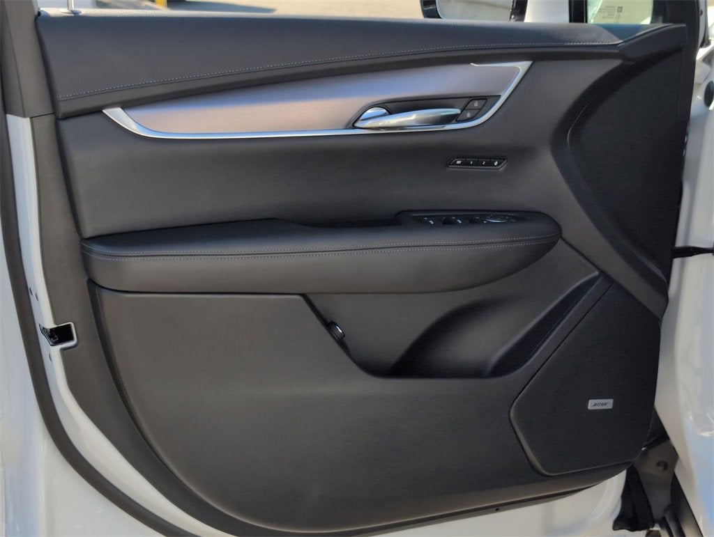 2025 Cadillac XT6 Luxury