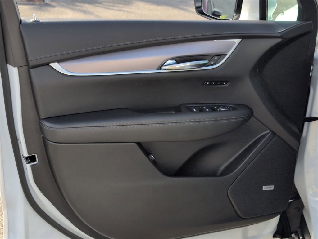 2025 Cadillac XT6 Luxury