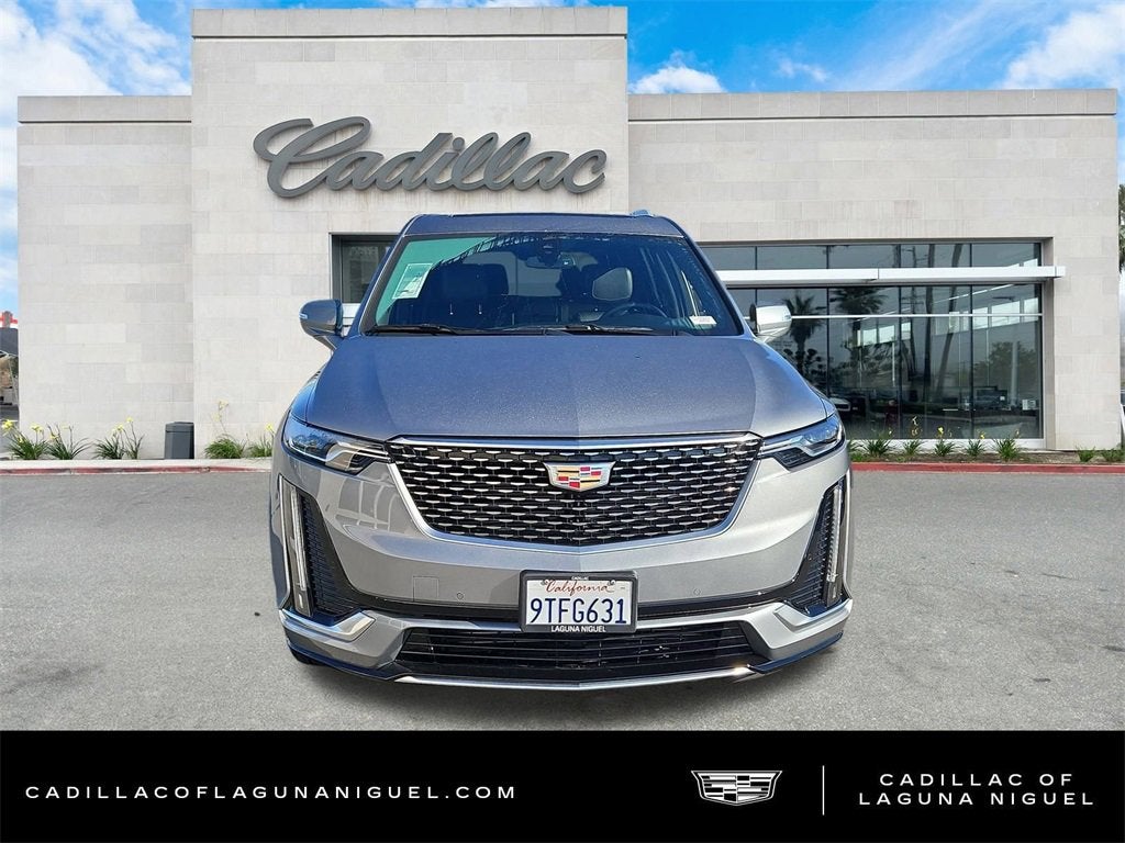 2025 Cadillac XT6 Luxury