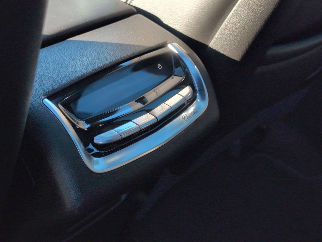 2023 Cadillac XT6 Luxury