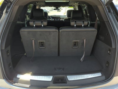 2025 Cadillac XT6 Luxury