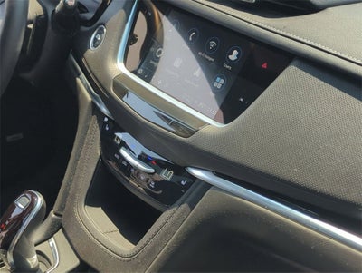 2025 Cadillac XT6 Luxury