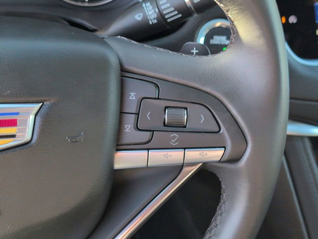 2025 Cadillac XT6 Luxury