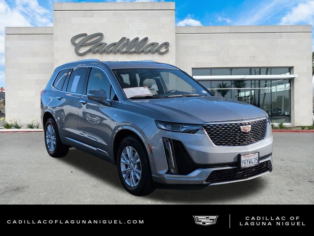 2025 Cadillac XT6 Luxury