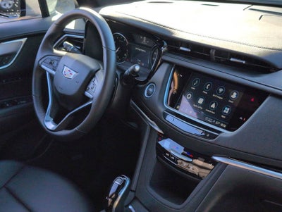 2025 Cadillac XT6 Luxury