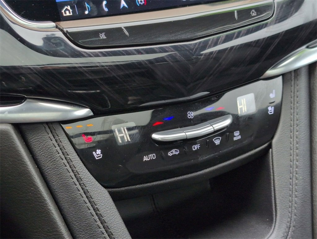 2025 Cadillac XT6 Premium Luxury