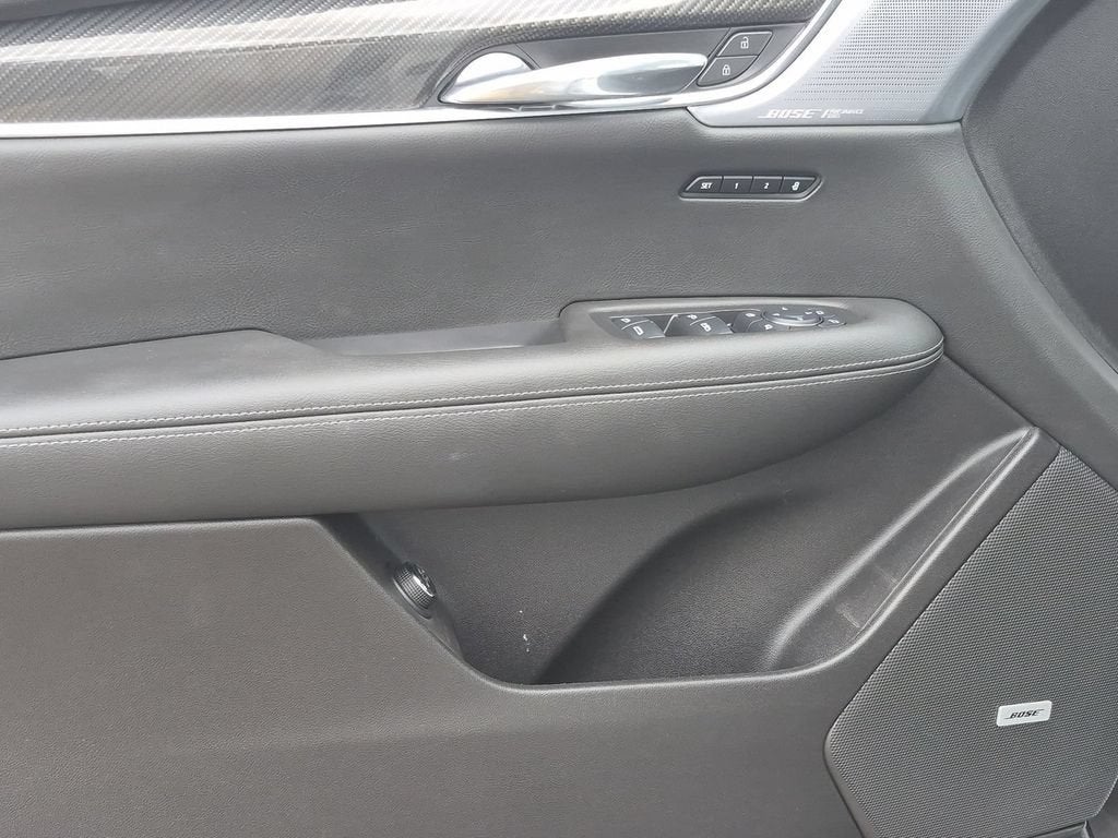2023 Cadillac XT6 Sport