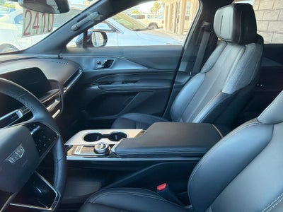 2024 Cadillac LYRIQ Tech