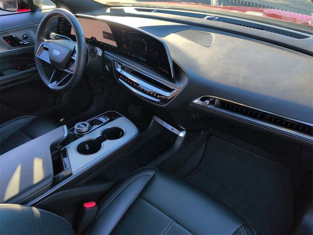 2024 Cadillac LYRIQ Tech