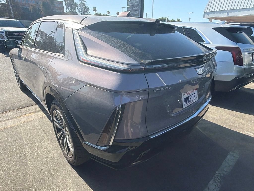 2024 Cadillac LYRIQ Luxury 1