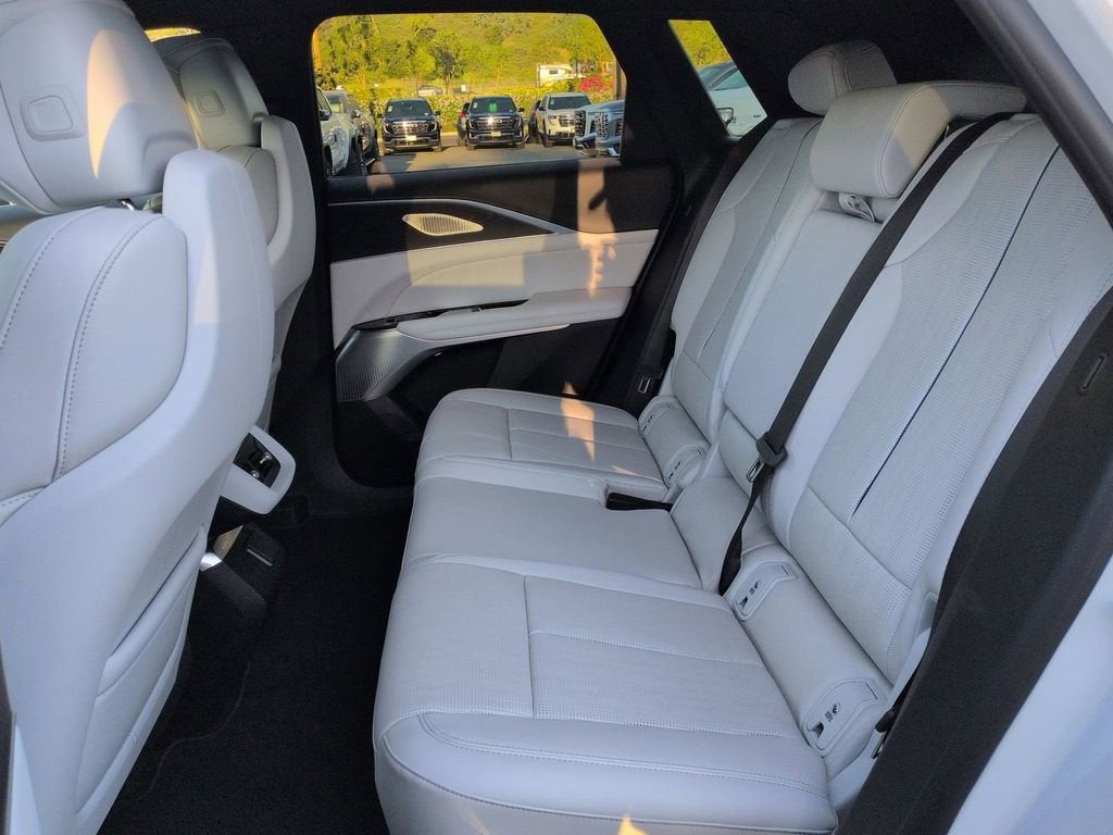 2026 Cadillac LYRIQ Premium Sport