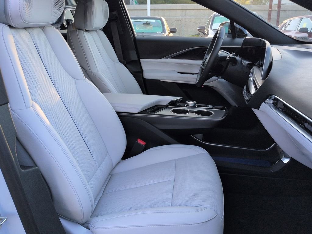 2026 Cadillac LYRIQ Premium Sport