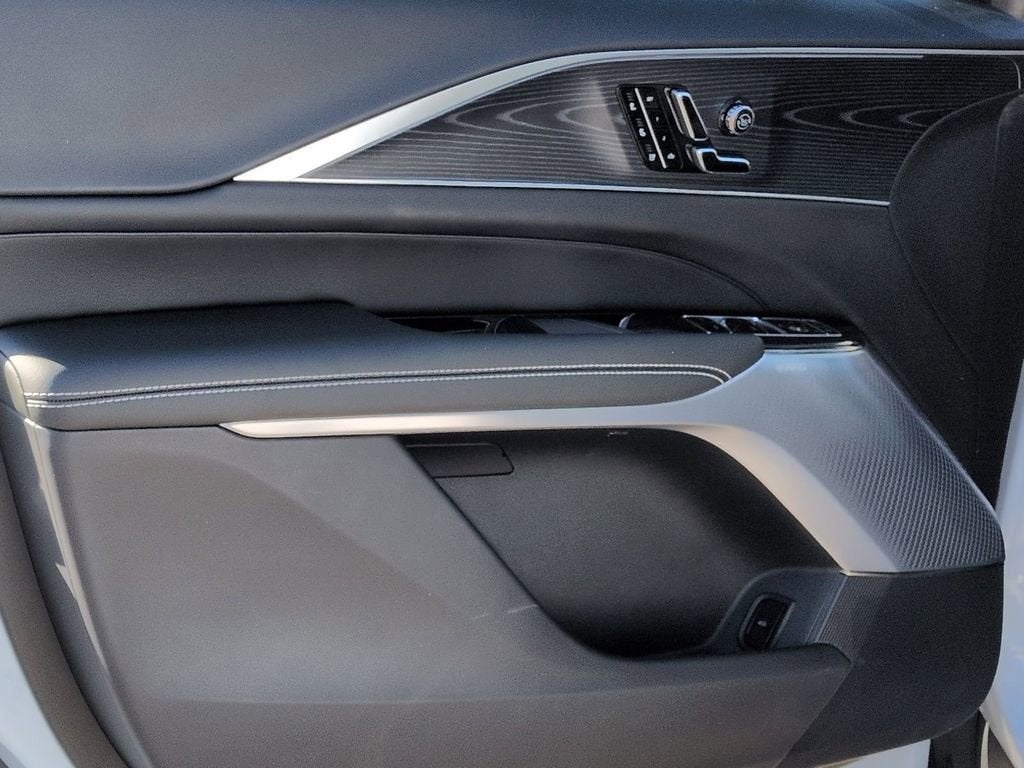 2026 Cadillac LYRIQ Premium Sport