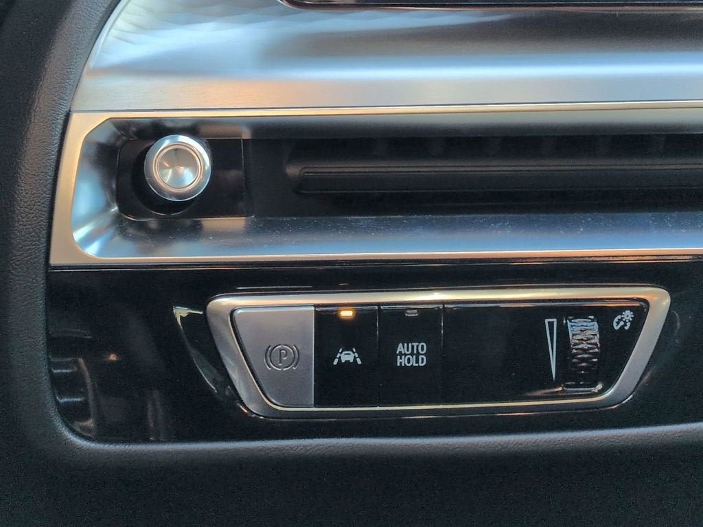 2026 Cadillac LYRIQ Premium Sport