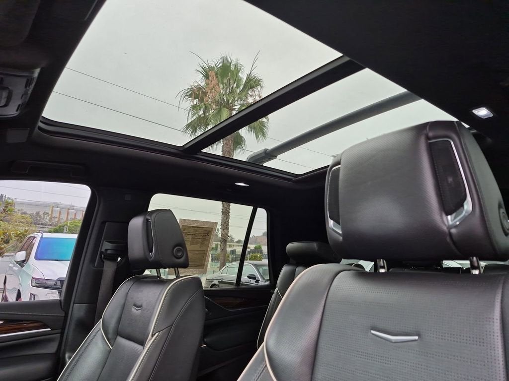 2023 Cadillac Escalade Premium Luxury