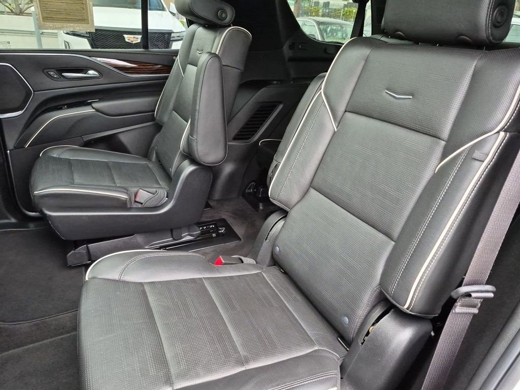 2023 Cadillac Escalade Premium Luxury