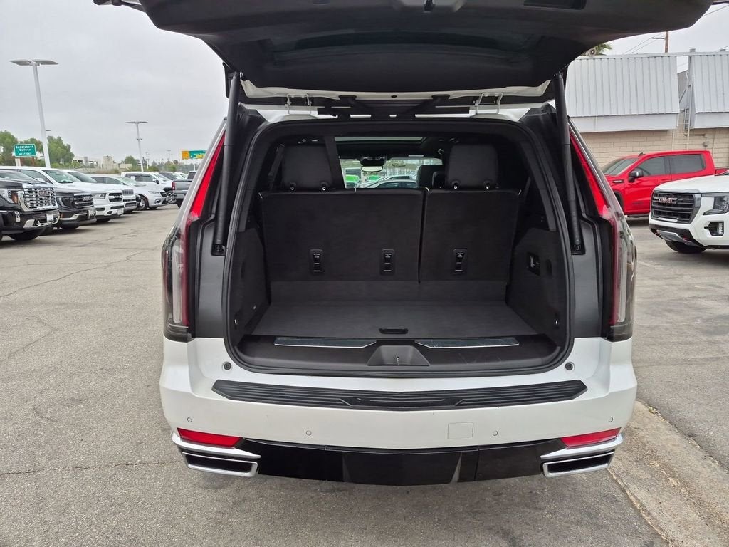 2023 Cadillac Escalade Premium Luxury