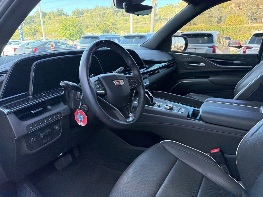 2024 Cadillac Escalade Sport