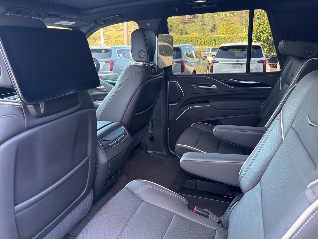 2024 Cadillac Escalade Sport