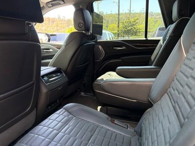 2023 Cadillac Escalade Sport Platinum