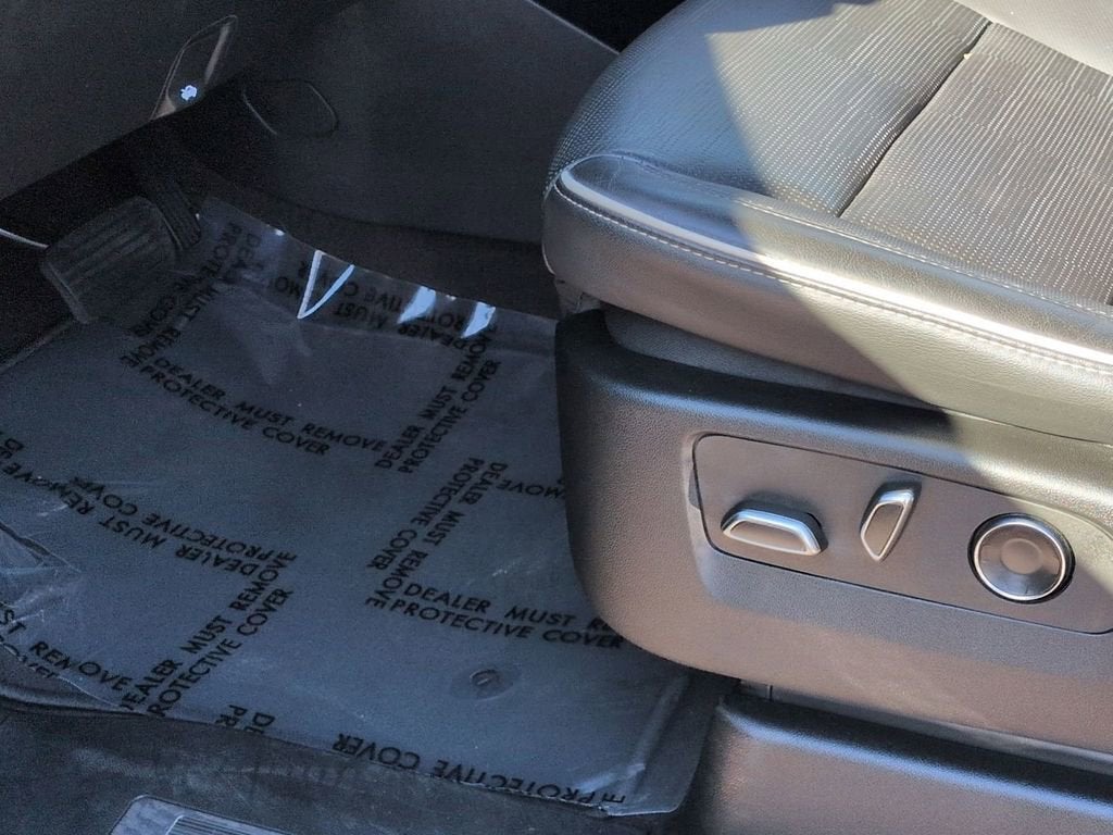 2025 Cadillac Escalade ESV Premium Luxury