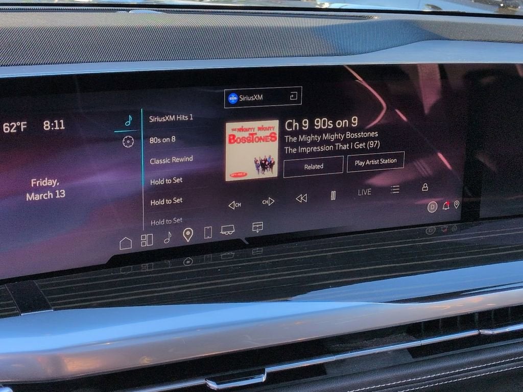 2025 Cadillac Escalade ESV Premium Luxury