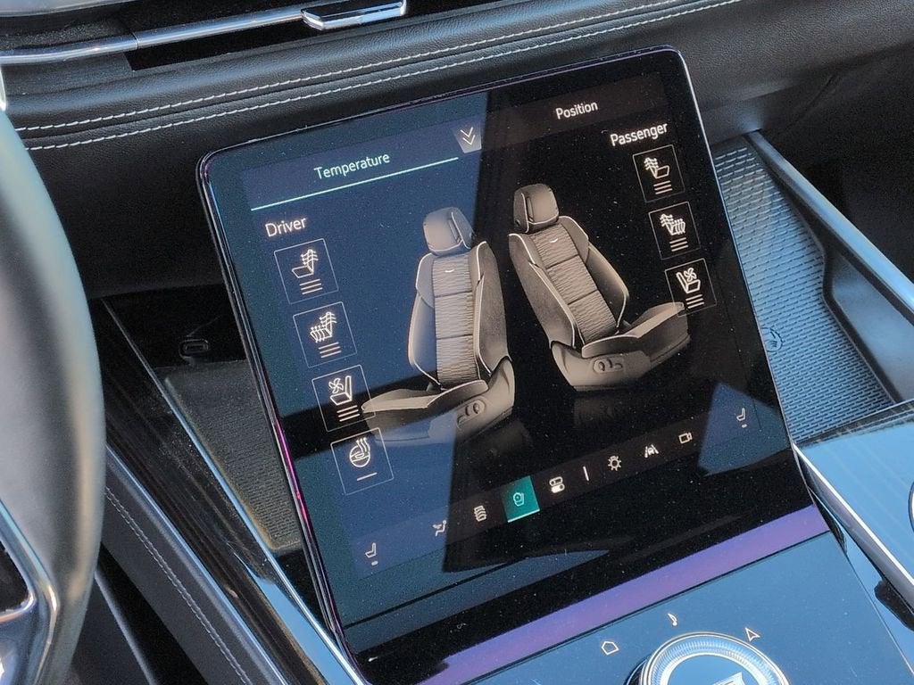 2025 Cadillac Escalade ESV Premium Luxury