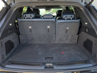 2025 Cadillac ESCALADE IQ Luxury 2