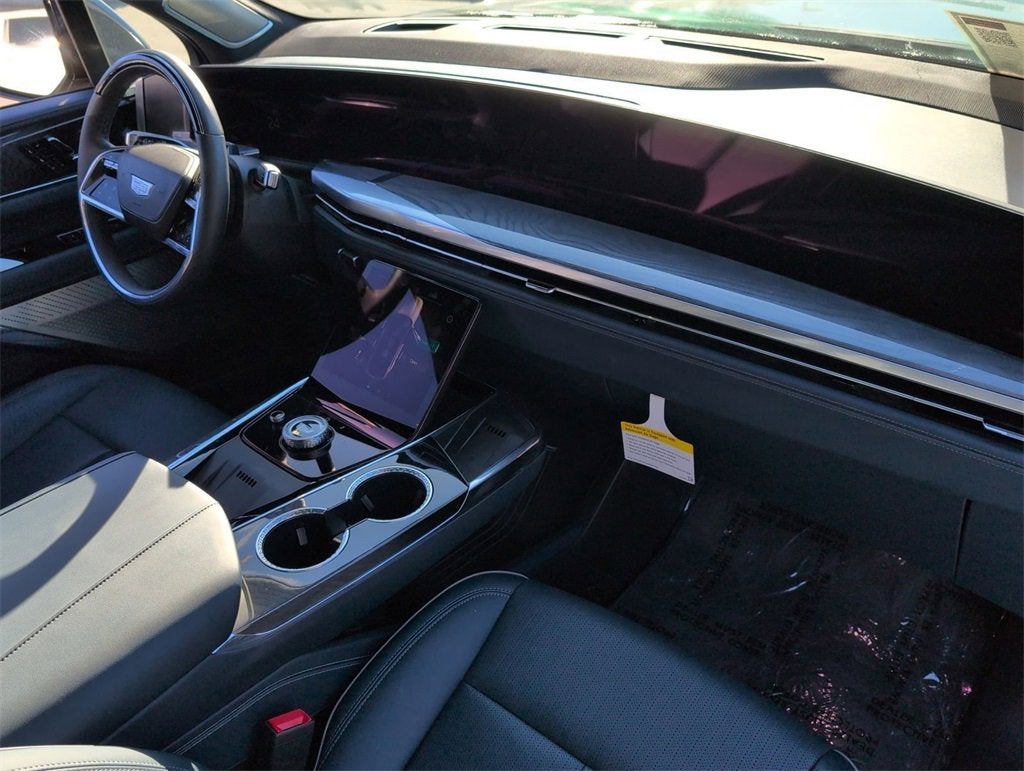 2025 Cadillac ESCALADE IQ Luxury 2